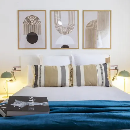 Groundfloor Pink Torrevista 2 Tatil Evi