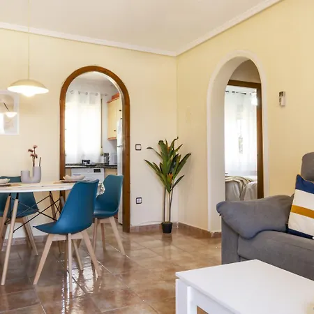 Tatil Evi Groundfloor Pink Torrevista 2